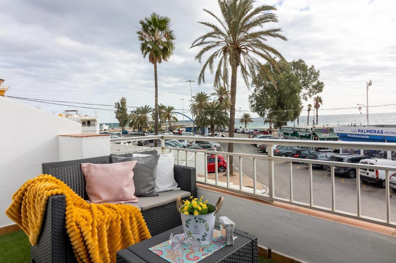 Sea & Wave Pedregalejo Beach Apartment Μάλαγα Εξωτερικό φωτογραφία