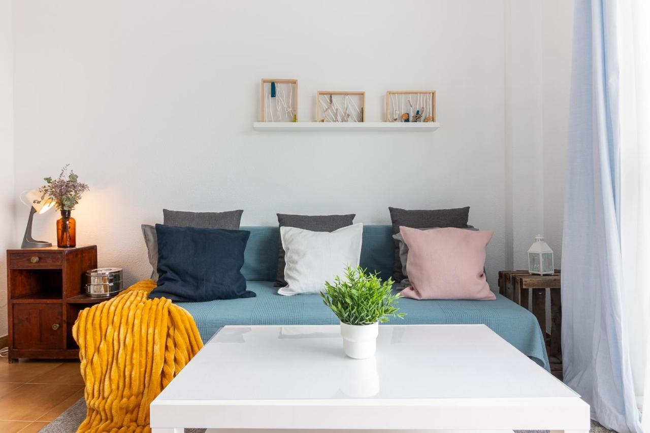 Sea & Wave Pedregalejo Beach Apartment Μάλαγα Εξωτερικό φωτογραφία