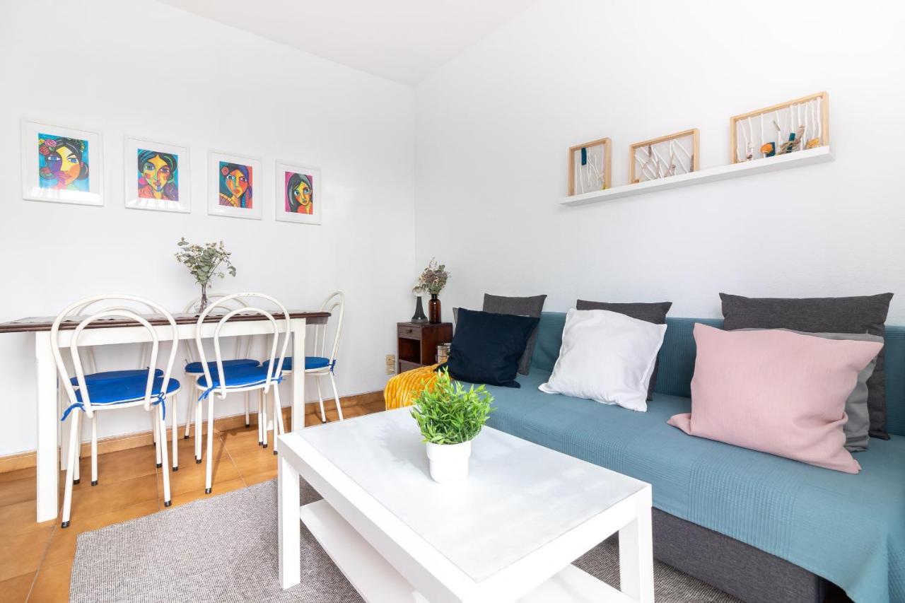 Sea & Wave Pedregalejo Beach Apartment Μάλαγα Εξωτερικό φωτογραφία