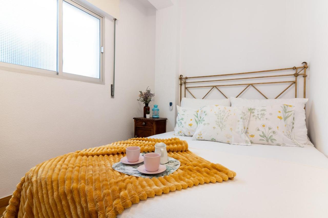 Sea & Wave Pedregalejo Beach Apartment Μάλαγα Εξωτερικό φωτογραφία